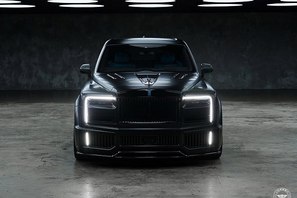 Фото дисков Vossen UV-7 Глянцевый лак на Rolls-Royce Cullinan
