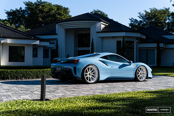 Фото дисков NOVITEC NF10 Белый глянец на Ferrari 488