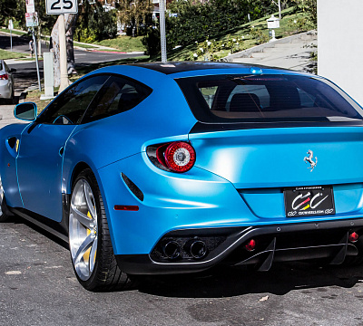 Фото дисков CEC C884 на Ferrari FF