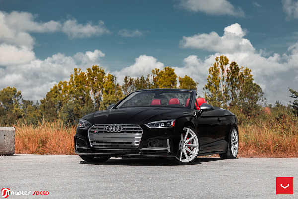 Фото дисков Vossen VFS-10 Серебро на Audi A/S/RS 5 (F5)