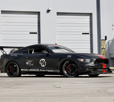 Фото дисков MRR FS06 на Ford Mustang VI