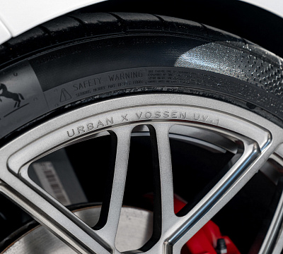 Фото дисков Vossen UV-1 на Land Rover Range Rover Sport II