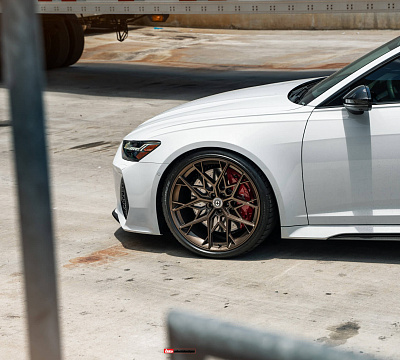 Фото дисков HRE FF10 на Audi A/RS 6 (C8)