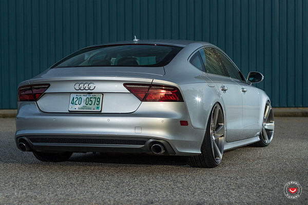 Фото дисков Vossen CG-210T Глянцевый лак на Audi A/RS 7 (4G)