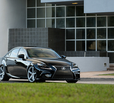 Фото дисков Vossen CV3 на Lexus IS II