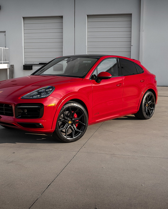 Фото дисков EVO-3 Черный сатин на Porsche Cayenne III