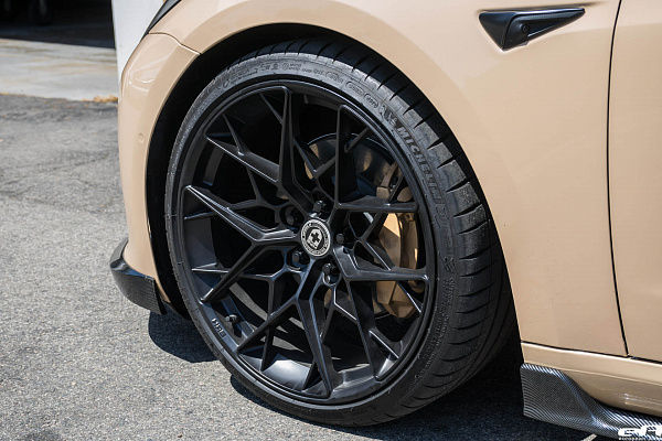 Фото дисков HRE FF10 Черный сатин на Tesla Model 3