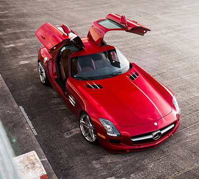 Фото дисков HRE P207 на Mercedes-Benz SLS AMG