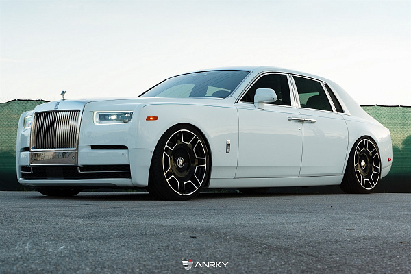 Фото дисков Anrky RF-277 Алмазная проточка на Rolls-Royce Phantom