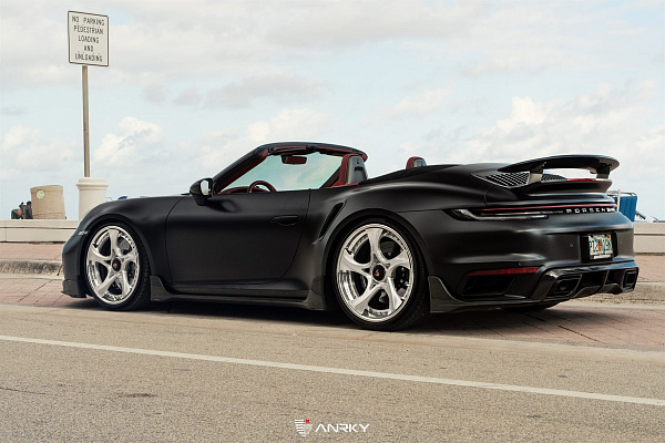 Фото дисков Anrky XR-305 Глянцевый лак на Porsche 911 VIII