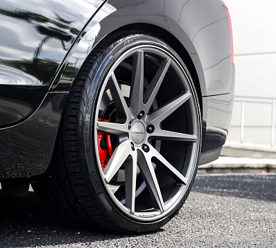 Фото дисков Vossen VFS-1 на Cadillac ATS