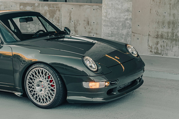 Фото дисков HRE 501M Глянцевый лак на Porsche 911 IV