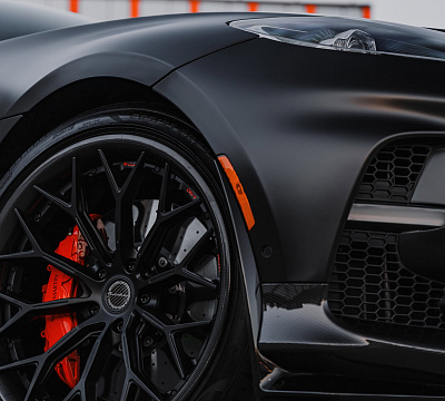 Фото дисков Brixton Forged CM6-R на Aston Martin DBX