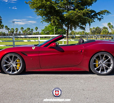 Фото дисков HRE P204 на Ferrari California