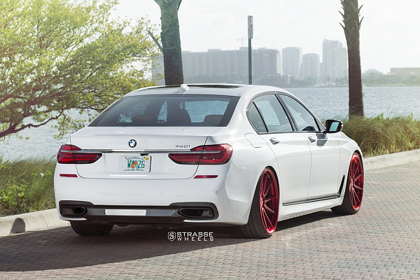 Фото дисков Strasse Wheels SV10T Deep Concave FS Другой цвет на BMW 7 (G11/G12)
