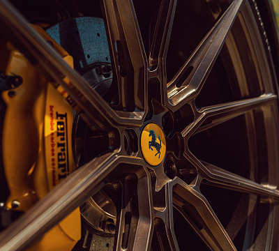 Фото дисков Vossen EVO-2R на Ferrari F12