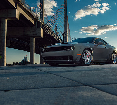 Фото дисков Anrky RS5 на Dodge Challenger III