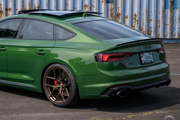Фото дисков Vossen S21-01 Глянцевая бронза на Audi A/S/RS 5 (F5)
