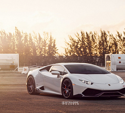 Фото дисков Strasse Wheels SM5R Deep Concave Monoblock на Lamborghini Huracan