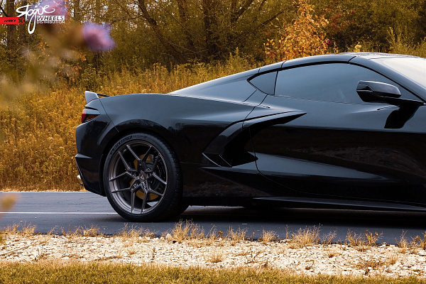 Фото дисков Anrky S1-X4 Глянцевый тонированный лак на Chevrolet Corvette C8