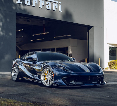 Фото дисков Anrky AN30 на Ferrari 812
