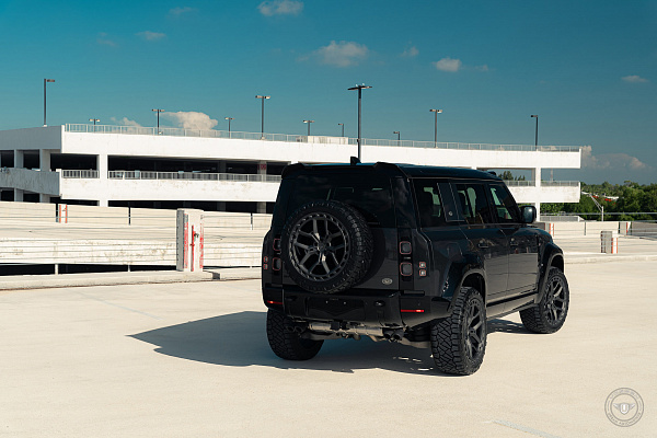 Фото дисков Vossen UV-X Матовый графит на Land Rover Defender II