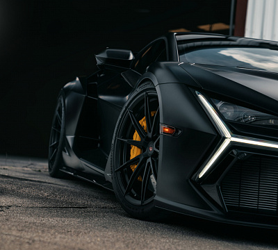 Фото дисков Vossen VPS-1 на Lamborghini Revuelto