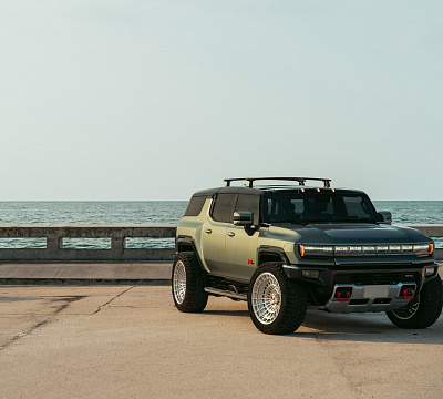Фото дисков Vossen LCX-04 на GMC Hummer EV