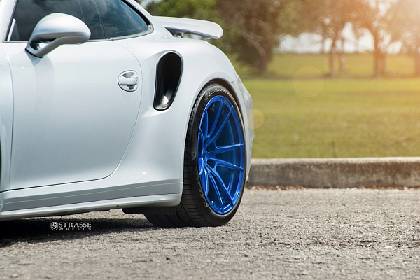 Фото дисков Strasse Wheels SV1 Deep Concave Monoblock Другой цвет на Porsche 911 VII
