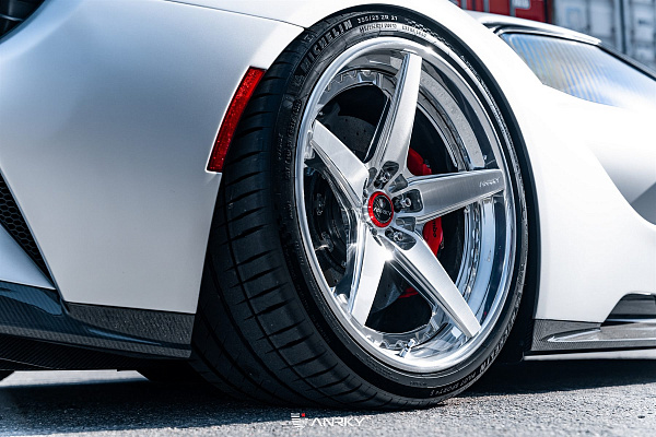 Фото дисков Anrky RS5.3 Глянцевый лак на Ford GT II