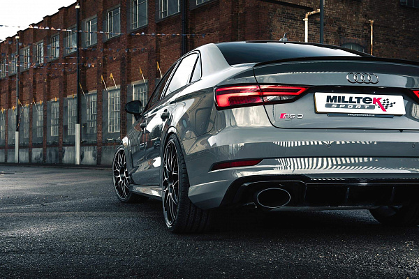 Фото дисков HRE RC100 Черный сатин на Audi A/S/RS 3 (8V)