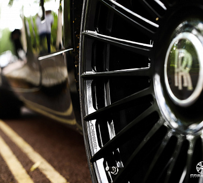 Фото дисков Vossen S17-13 на Rolls-Royce Wraith