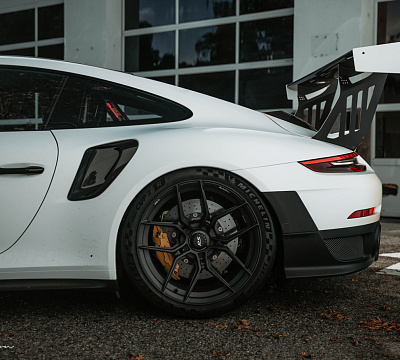 Фото дисков Brixton Forged CM5-R на Porsche 911 VII
