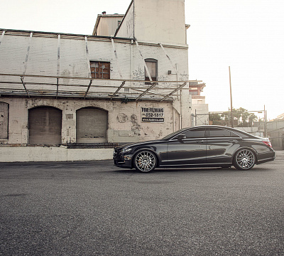 Фото дисков Vossen VFS-2 на Mercedes-Benz CLS (C218)