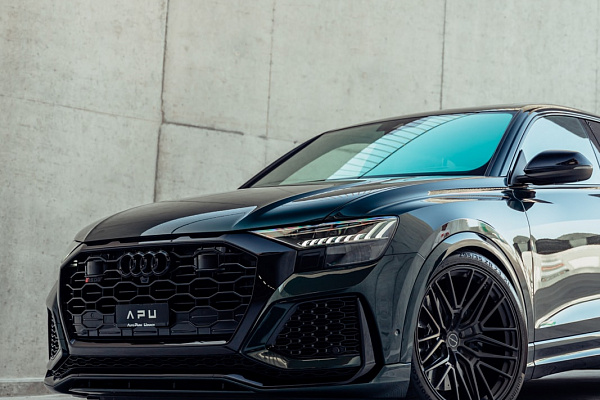 Фото дисков Brixton Forged VL4 Сатиновый темный лак на Audi Q8