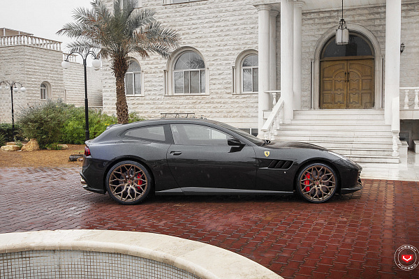 Фото дисков Vossen S17-01 Сатиновая бронза на Ferrari GTC4Lusso