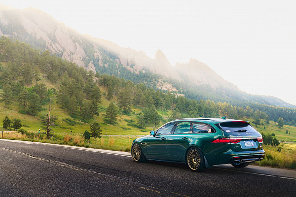 Фото дисков Brixton Forged TR11 Глянцевая бронза на Jaguar XF II
