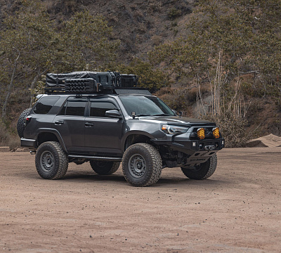 Фото дисков Black Rhino AXLE на Toyota 4Runner V