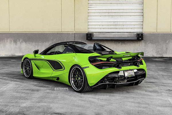 Фото дисков Strasse Wheels SV10M Deep Concave FS Черный глянец на McLaren 720S
