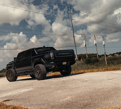 Фото дисков Vossen HFX-1 (8-Lug) на GMC Hummer EV