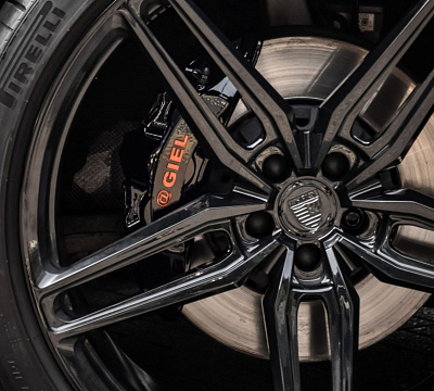Фото дисков Anrky AN17 на Audi Q8