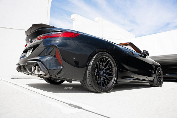 Фото дисков Strasse Wheels SV10M Track Другой цвет на BMW 8/M8