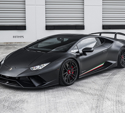 Фото дисков Strasse Wheels SV12 Deep Concave Duoblock на Lamborghini Huracan