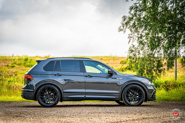 Фото дисков Vossen EVO-2 Черный сатин на Volkswagen Tiguan II