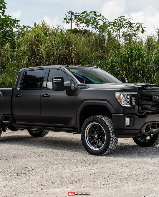 Фото дисков HD188 Черный глянец на GMC Sierra IV
