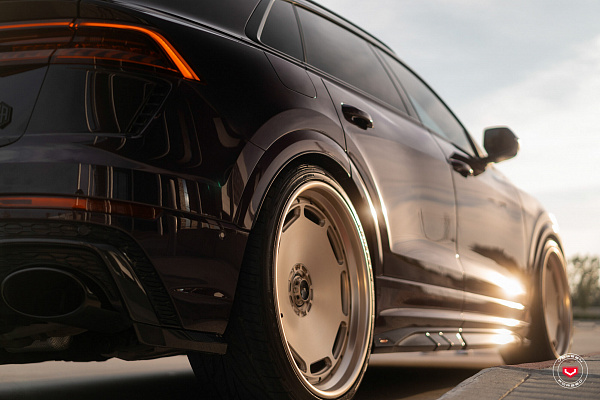 Фото дисков Vossen GEN-06 (3-piece) Сатиновая шампань на Audi Q8