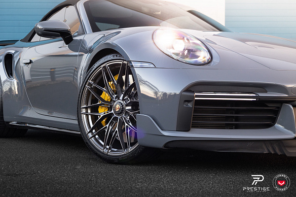 Фото дисков Vossen S21-02 Глянцевый темный лак на Porsche 911 VIII