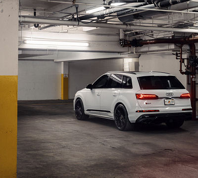 Фото дисков Vossen HF-8 на Audi Q7 (4M)