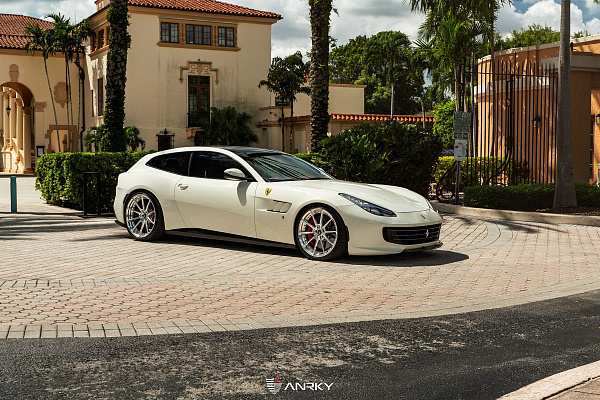 Фото дисков Anrky AN28 Полированный лак на Ferrari GTC4Lusso