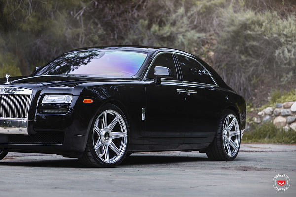 Фото дисков Vossen S17-11 Глянцевый лак на Rolls-Royce Ghost I